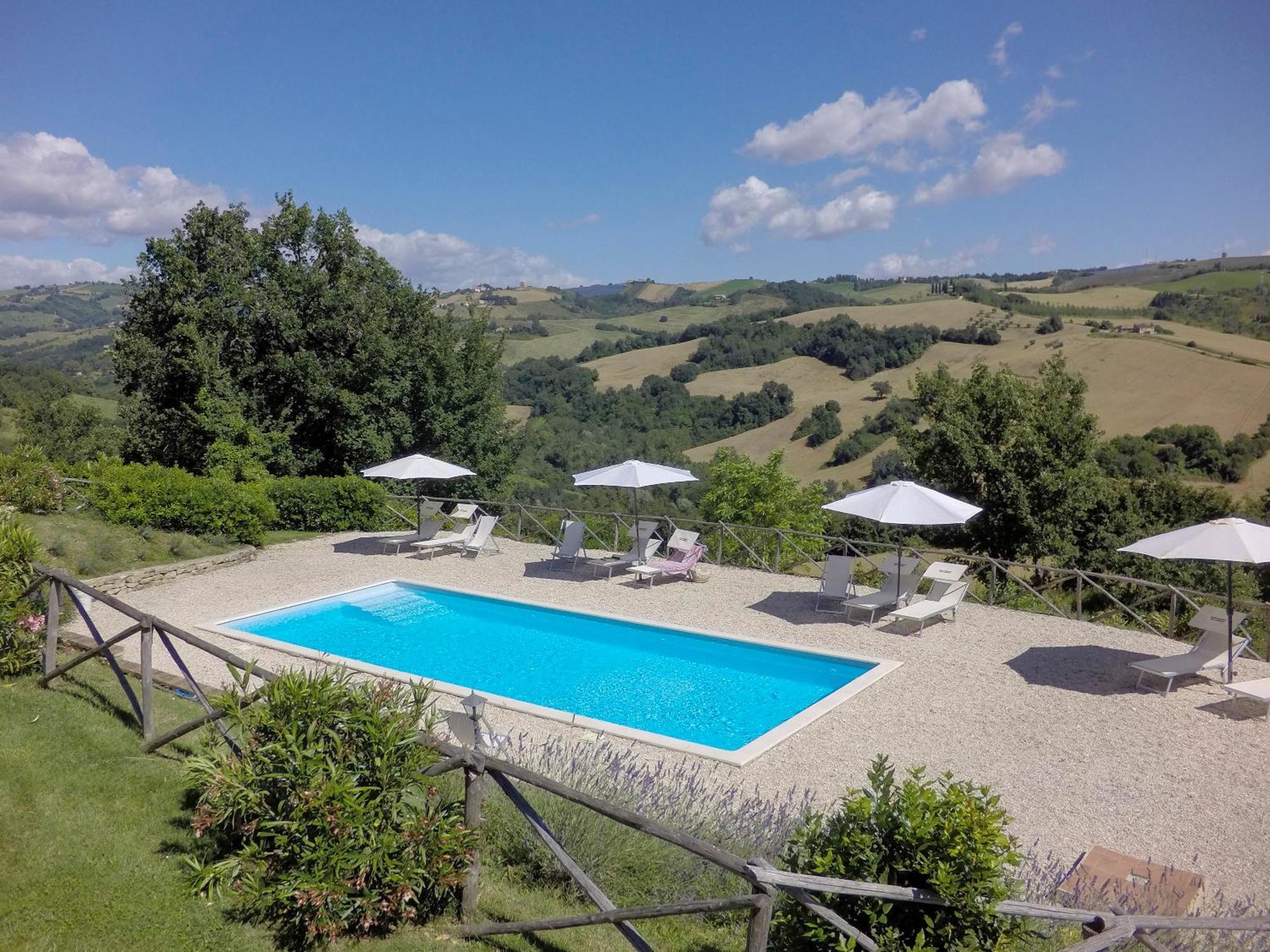 Agriturismo Tre Querce Penna San Giovanni ภายนอก รูปภาพ