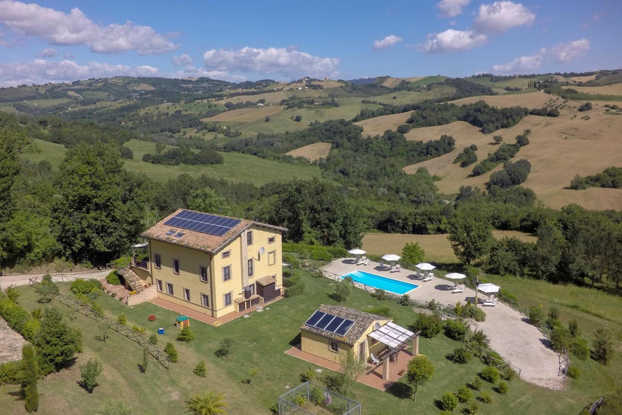 Agriturismo Tre Querce Penna San Giovanni ภายนอก รูปภาพ
