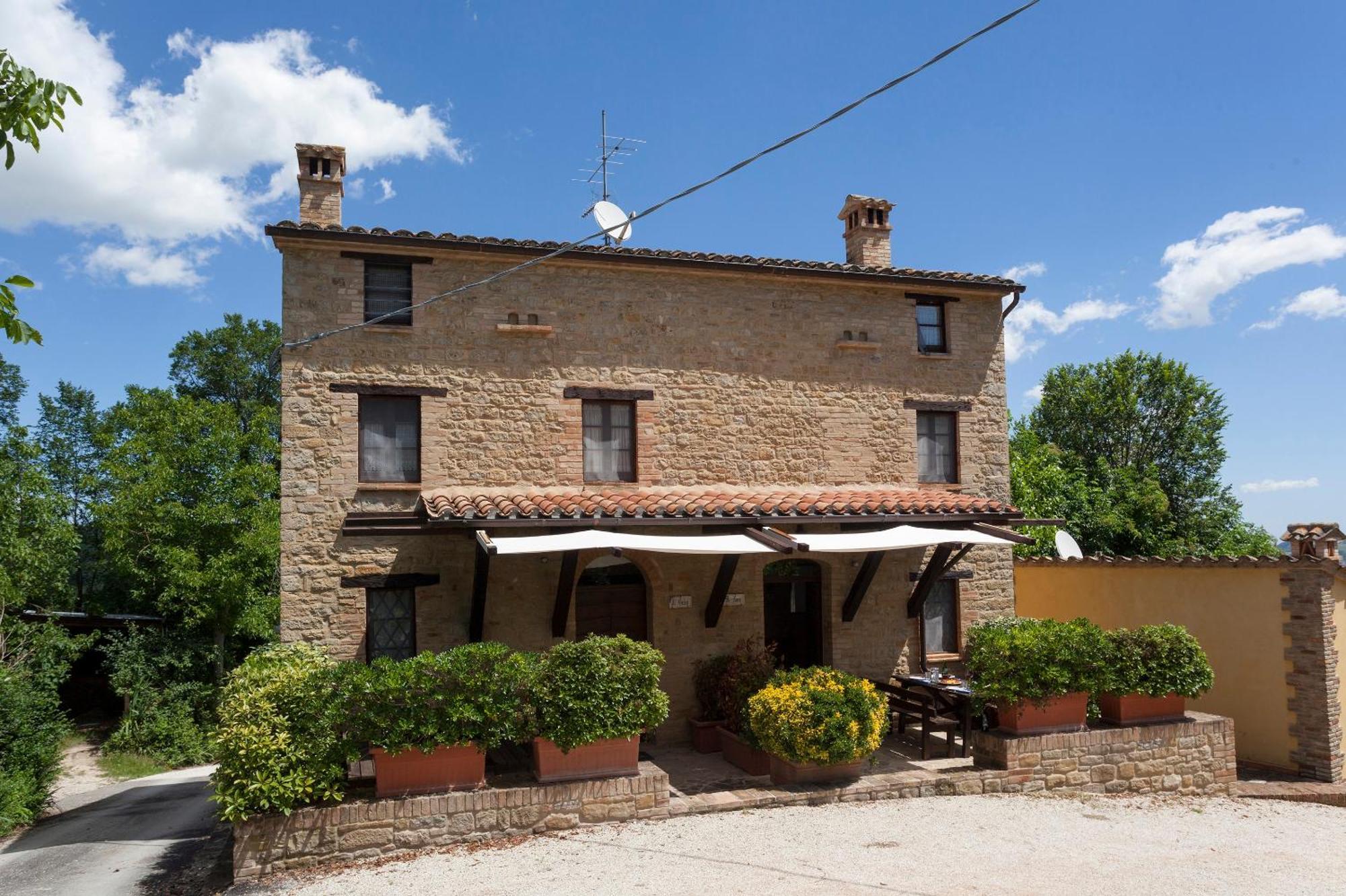 Agriturismo Tre Querce Penna San Giovanni ภายนอก รูปภาพ
