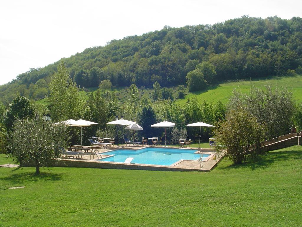 Agriturismo Tre Querce Penna San Giovanni ภายนอก รูปภาพ