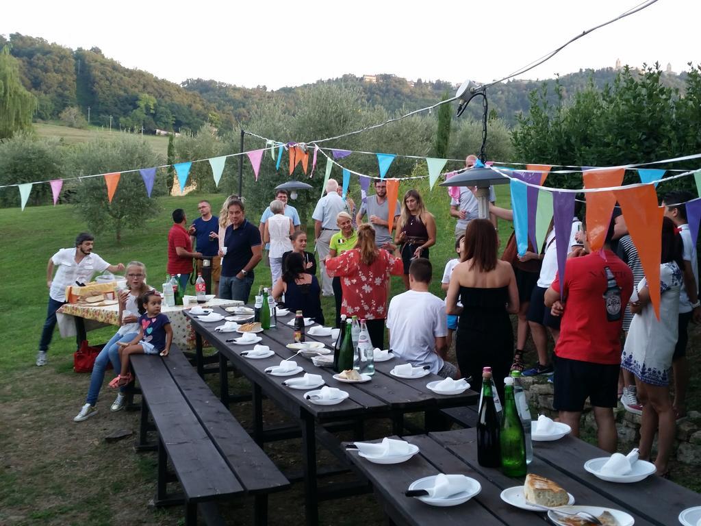 Agriturismo Tre Querce Penna San Giovanni ภายนอก รูปภาพ