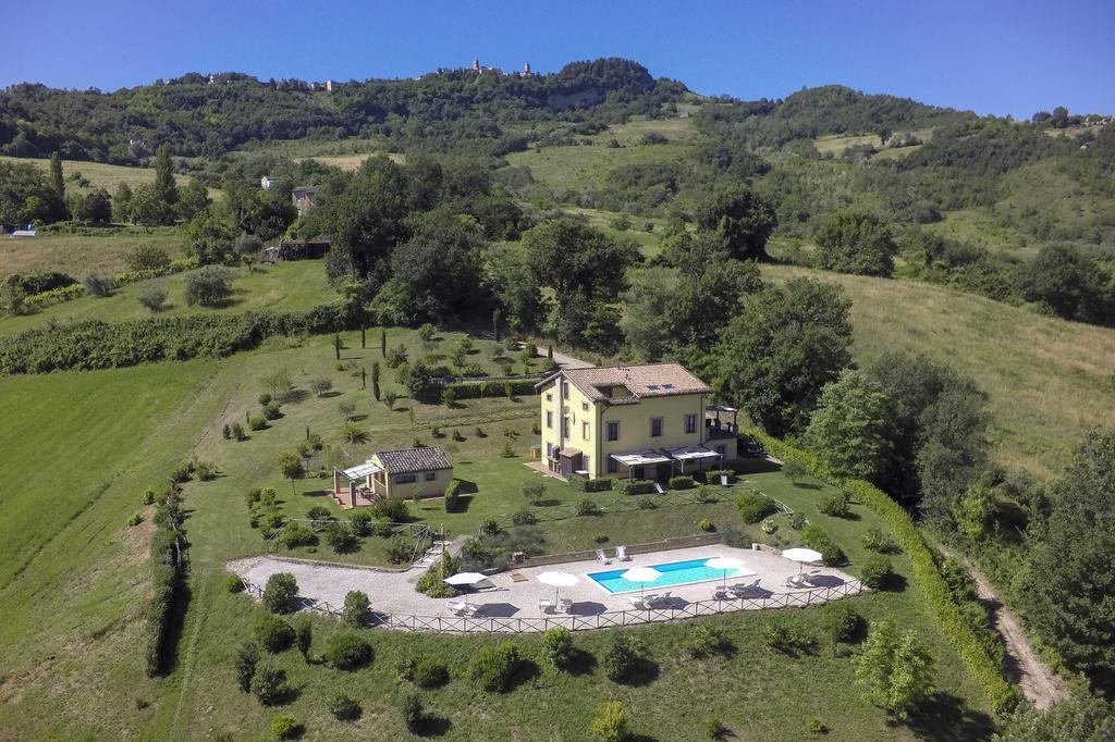 Agriturismo Tre Querce Penna San Giovanni ภายนอก รูปภาพ