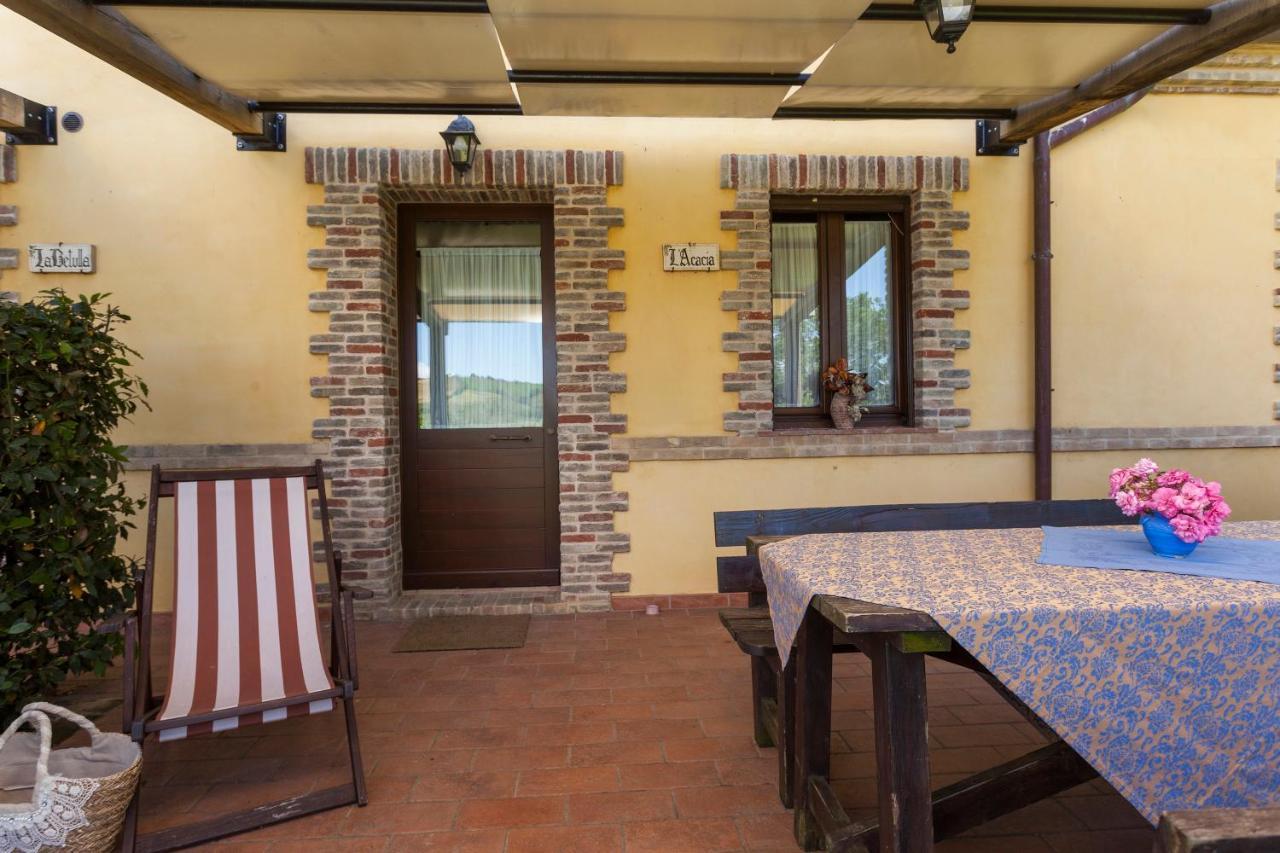 Agriturismo Tre Querce Penna San Giovanni ภายนอก รูปภาพ